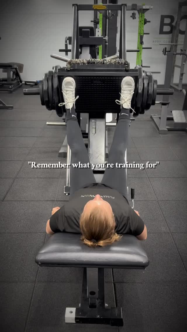 What are you training for?
Us girls getting strong 💪🏻💪🏻💪🏻💪🏻
Excited for @stirrupskelli next few months, we building, no excuses!!
If you are interested in PT’ing with me, slots are now very limited!
Get in touch 👌🏻
#strong #strongwomen #gymlife #gymhumour #gymfunny