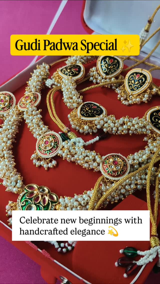 Pearl choker set🤍
Elegant, timeless and handcrafted with care ✨
Perfectly pairs with everything from Paithani to Kanjeevaram sarees.
A beautiful choice for wedding season & festive styling 💫
✨ Only 3 designs available
✨ Single piece in each
🎁 Gudi Padwa Special – Free red velvet jewellery box with every order (only today)
Shop from the website, craftkhazana – link in bio
or DM / WhatsApp to order.