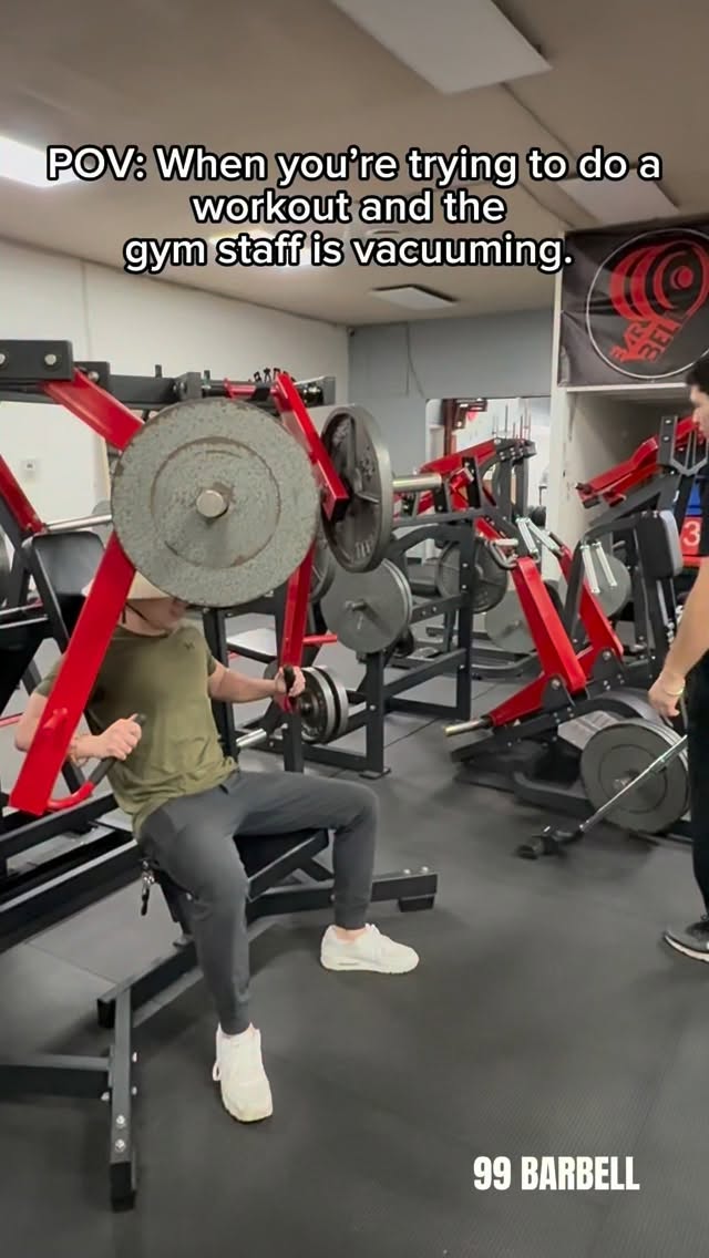 Staff have their priorities straight, so do members🤷🏽♂️👍
#meme #gymlife #fyp #gymrat #trendingreels