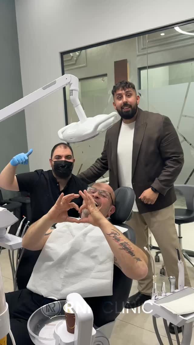 ✨ Modernes Design, sterile Umgebung und ein erfahrenes Ärzteteam für Ihr perfektes Lächeln.
🦷 In unserer komfortabel gestalteten Klinik planen wir Ihre Behandlung sicher und professionell mit unseren spezialisierten Zahnärzten.
🇩🇪 Besonders für unsere Patienten aus Deutschland bieten wir eine VIP-Betreuung und eine rundum organisierte Behandlung in Istanbul.
📩 Für ein kostenloses Beratungsgespräch und ein individuelles Angebot schreiben Sie uns gerne per DM.
#dentaltourism #zirkonkrone #implantat #zahnklinik #hollywoodsmile
