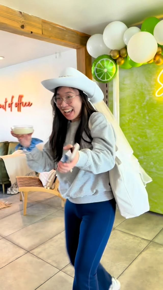 A 10/10 Scottsdale itinerary looks like:
🤍 Custom decor setup (before you even arrive)
🤍 Reservations at the best spots
🤍 Dusty ATV desert tours
🤍 High energy pool parties
🤍 Front row seats at the male revue show
Comment ‘link’ for the details on all these and more on on our website.
🎥 @jennifernlindsey
#scottsdalebachelorette #bacheloretteparty #bacheloretteweekend