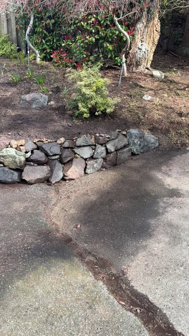 Rock wall finished today. Thought I had a great time lapse but it failed.