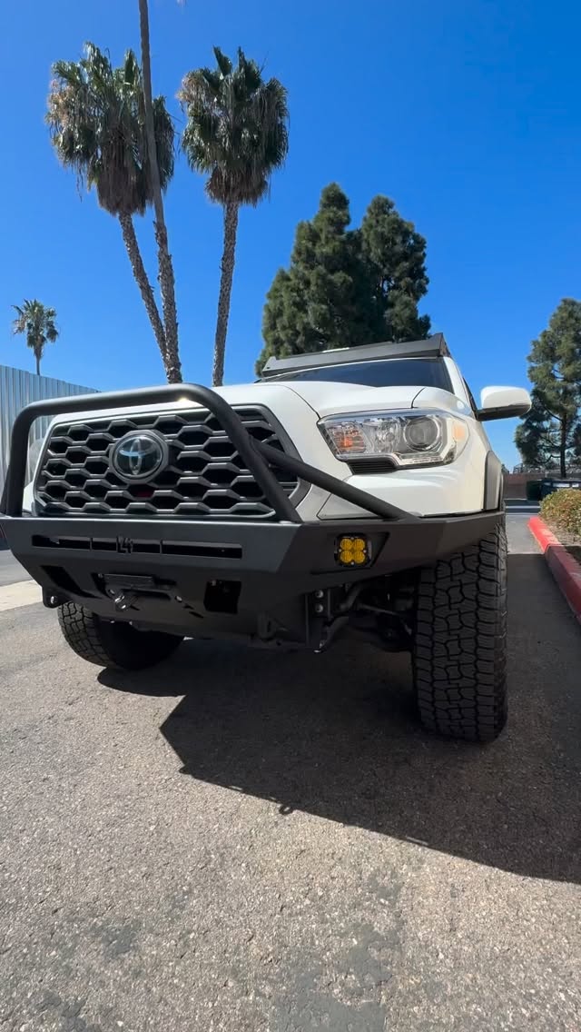 More upgrades on this 2021 Tacoma. Came in the first time for a LINEX liner, SmartCap and a low profile roof rack. This time we did a front bumper with 10k winch, rock sliders and high clearance rear bumper with swing outs. More to come on this build.
@c4_fabrication Front Overland Bumper and Rock Runner Sliders
@warnindustries VR EVO 10-S
@factor55 Crossbeam Shackle and XTV 6” Hawse Fairlead
@cbioffroad High Clearance Rear Bumper with Swing Outs
@bajadesigns Squadron Pros Ambers
@smartcap_official EVO Sports Cap
@gorhino Roof Rack
#linexsandiego #linex #linexsd #tacomaoffroad offroad