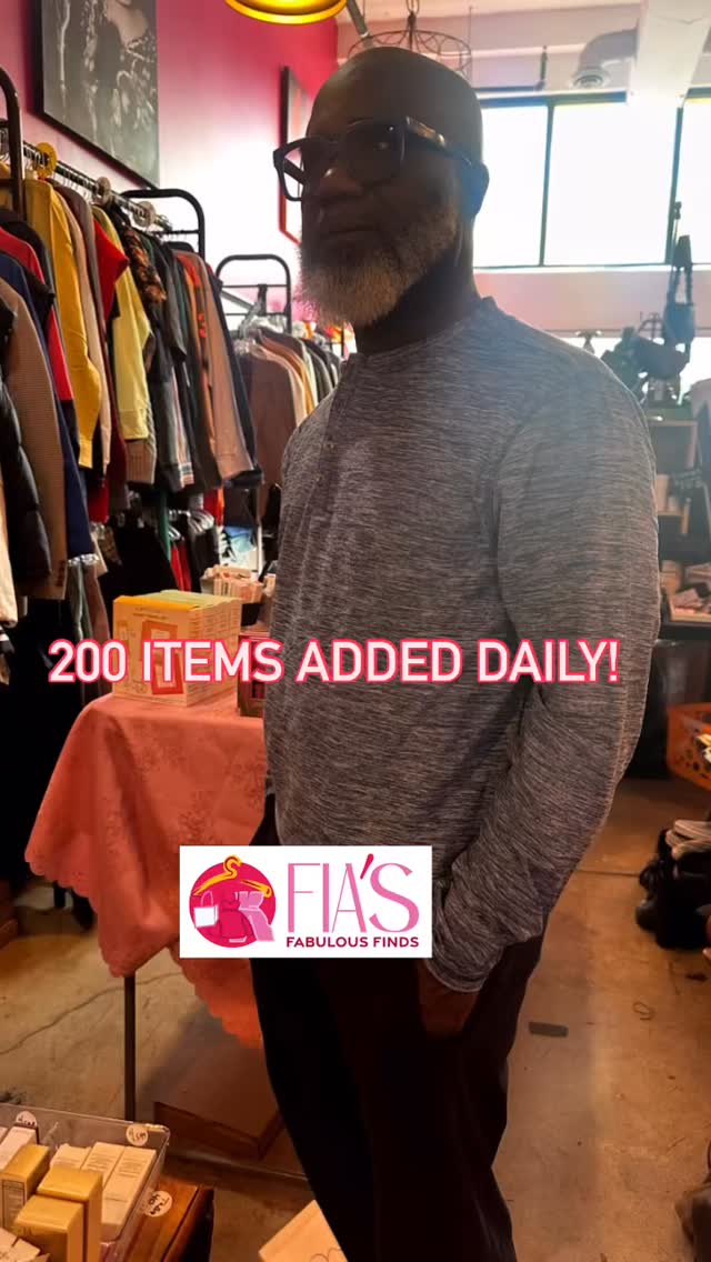🚨 IT’S SUNDAY & YOU KNOW WHAT THAT MEANS!! 🚨
Join me LIVE on Facebook at 5:45 PM EST for a sale you do NOT want to miss!
✨ Everything but the kitchen sink:
Clothing • HomeGoods • Beauty • Knickknacks • Accessories & MORE
🛍️ How to shop:
Comment “SOLD” + item number during the live
📦 Shipping:
1–2 items: $7
6+ items: $9
🔗 Tap in here to join the fun:
https://fb.me/e/jHJzapJtH?mibextid=wwXIfr
Come ready… because the deals are going to be 🔥🔥🔥#dcthrifting #petworthdc #fabulousfindsbyfia #fabulousfindsbyfia #sustainablefashion