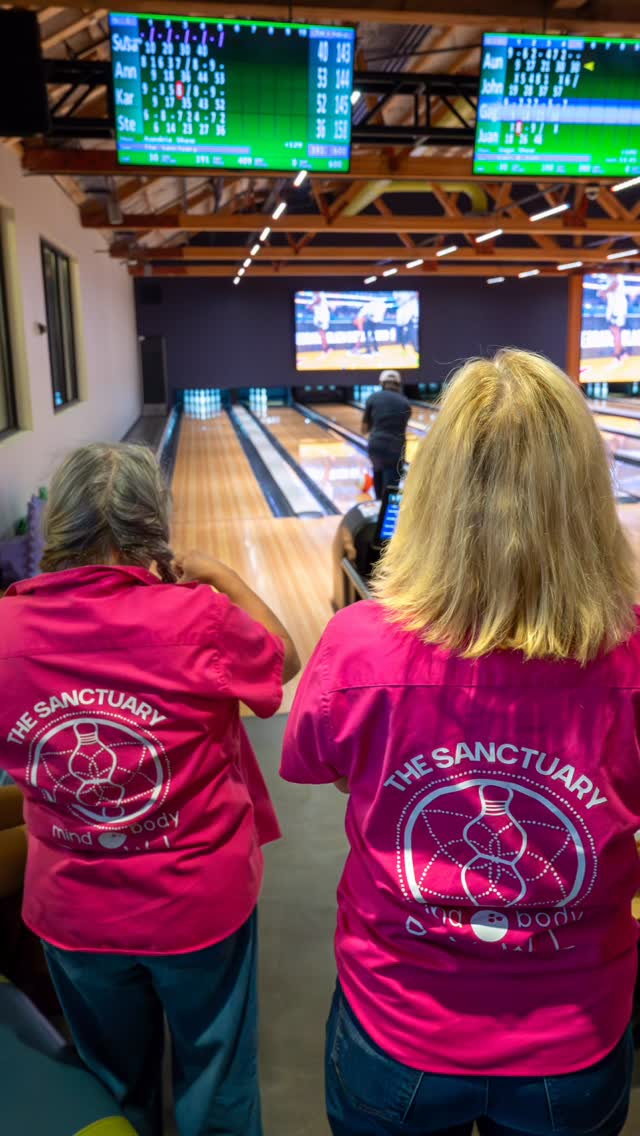 Let the good times roll 🎳🔥
Join the league where strikes are hot, the competition is friendly(ish), and the trash talk is all in good fun. Spare yourself the boredom,
grab a ball and roll with us!
☮️🎳❤️
#bowl #bowlincline #bowlingleague
