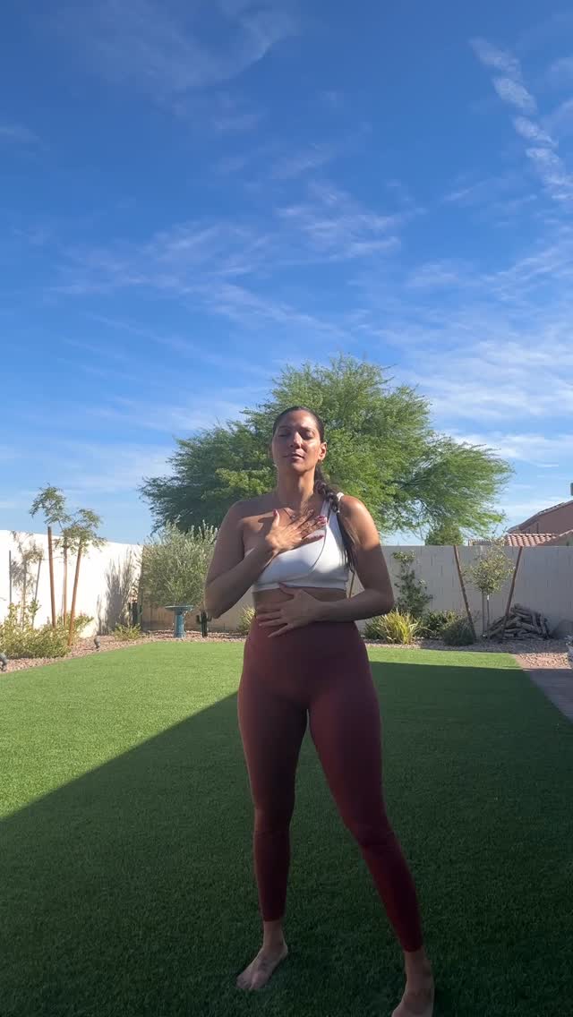 What a blessing it is to move🥹
If you’ve ever worked with me, you know I always close out my workouts with gratitude, taking a moment to honor my body
it’s so easy to get caught up in the challenges of fitness… the pressure, the goals, the ego, the aesthetics… and forget the deeper reason we move in the first place.
We move to take care of the vessel that was given to us.
The body that allows us to experience life, to feel, to grow, to show up, and to walk in our God given purpose.
Movement isn’t just about changing how your body looks…
it’s about respecting what it does for you, every single day.
So before you rush off to the next thing, pause. acknowledge and appreciate your presence and effort
what you seed with gratitude grows 🌱🌷
and as always….Thank you, God, for the ability to move.
