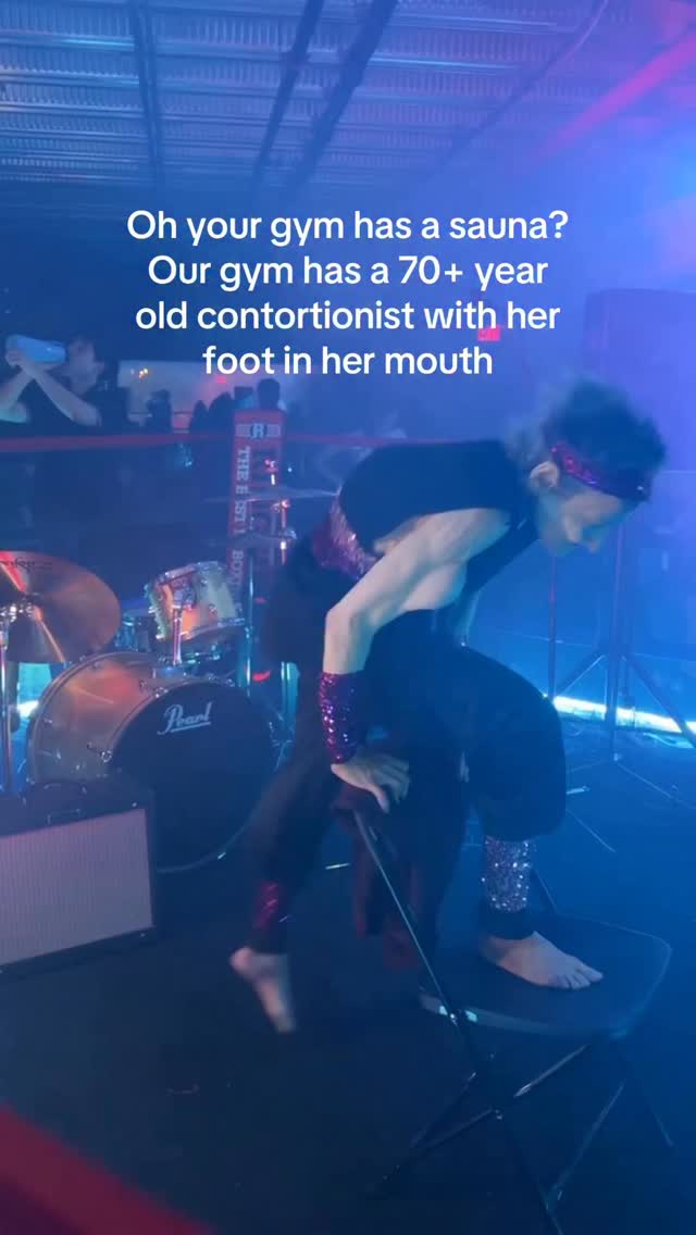 We do things a little differently here….
@amyharlib rocked our world last weekend at @heatvision.studios BANDBRAWL at Outbox!
#boxing #trans #t4t #contortionist