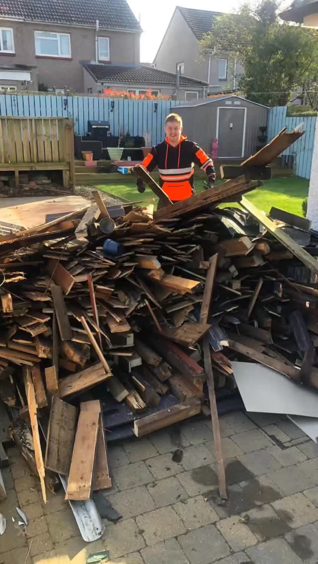 There one minute… gone the next.
A full pile of wood cleared out and removed in no time. We handle the heavy lifting so you don’t have to.
Message us for a quick quote and let’s get it gone.
#woodclearance #wasteremovalservice #edinburgh #beforeandafter #clearingout #rubbishremoval #localbusiness #efficientservice #wastemanagement #cws