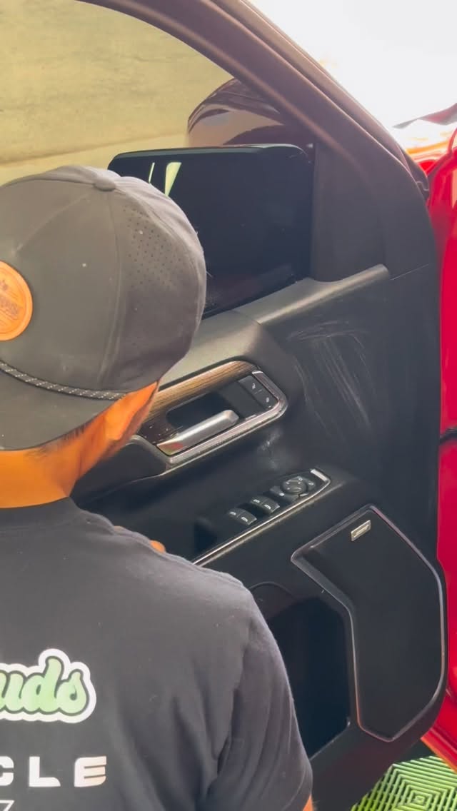 Gotta keep the work truck looking good! 🔥
.
Our good friends at @novawindowtintingllc decided to get their work truck fully detailed.
Making sure the interior & exterior is fully clean and ready for their next mobile tint appointment!🔥
.
Give them a follow, and if you’re looking to get your vehicle detailed, message us today. We’re always here for your auto care needs! 🤝