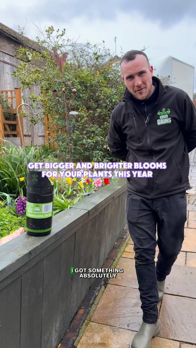 Introducing the first of our Plant Gains range - our Granular Plant Food 💐
The easy way to keep your beds, borders and planters thriving all season.
🌸 Supports steady plant growth and strong roots
🌸 Boosts healthy foliage and long-lasting blooms
🌸 Perfect for flowers, shrubs and veggies
🌸 Helps plants stay resilient in changing conditions
Just sprinkle, water in, and let it do the work 💧
Feed every 4–6 weeks for stronger, more vibrant plants that keep showing off 🌸