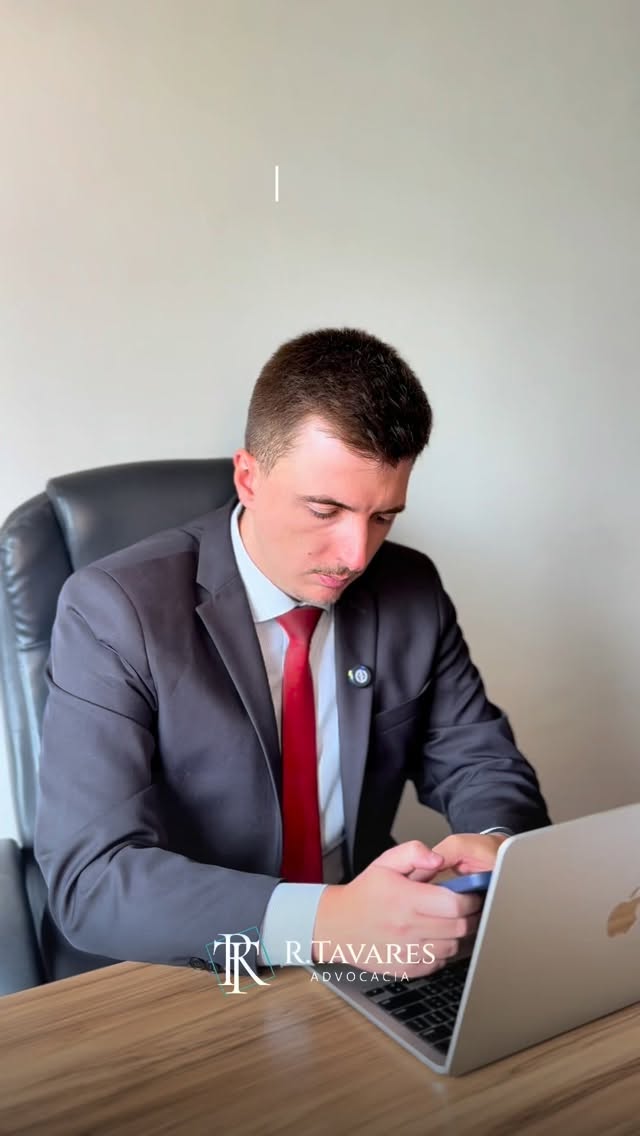 Doutor, quando eu posso ser demitido por justa causa?
A demissão por justa causa é a penalidade mais grave dentro da relação de trabalho e só pode acontecer nas hipóteses previstas no art. 482 da CLT.
Por isso, é fundamental entender o que a lei diz, pra entender bem os seus direitos.
Encaminhe este vídeo para outras pessoas que precisam saber disso.
Ficou com dúvidas? Procure um escritório de advocacia especializado para receber a orientação correta.
.
.
.
#direitodotrabalho #justacausa #advocaciatrabalhista #clt #direitosdotrabalhador
