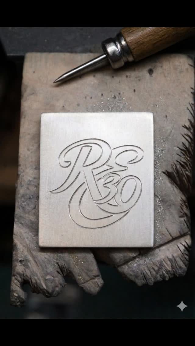 Confection sur mesure d'un pendentif diamants pour les 30 ans de vie commune 😍 #atelier #diamants #createur