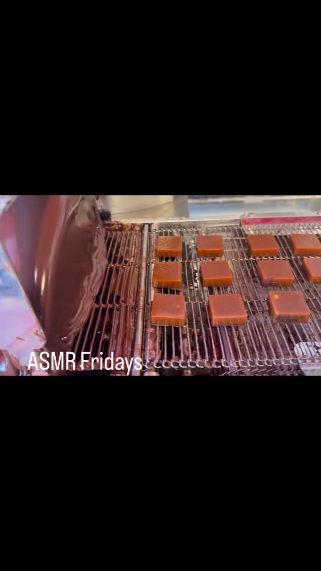 House made caramel ASMR of the machine in action#missionheightschocolates #fairtradechocolate #missionheightschocolates #chocolatelovers #sandiegochocolate