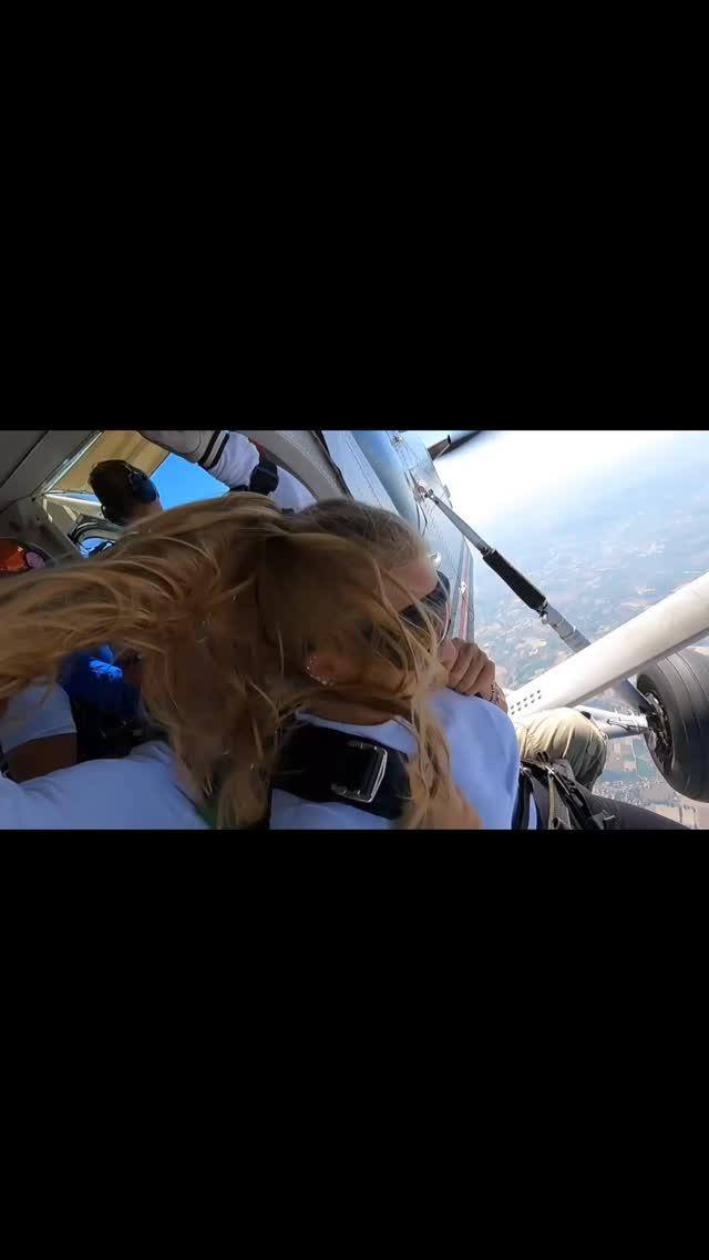 🔥𝗦𝘁𝘂𝗳𝗼 𝗱𝗶 𝗮𝘀𝗽𝗲𝘁𝘁𝗮𝗿𝗲 𝗶𝗹 𝘄𝗲𝗲𝗸𝗲𝗻𝗱 per sentirti vivo?
⚡️Abbiamo deciso di rompere le regole: 𝗢𝗥𝗔 𝗦𝗜𝗔𝗠𝗢 𝗔𝗣𝗘𝗥𝗧𝗜 𝗧𝗨𝗧𝗧𝗜 𝗜 𝗚𝗜𝗢𝗥𝗡𝗜, inclusi i festivi.
⚠️Ma attenzione: hai tempo solo fino al 𝟭𝟮 𝗔𝗣𝗥𝗜𝗟𝗘. ⏳
📍CI TROVI A CASALE MONFERRATO!
È la tua occasione per scappare dalla routine infrasettimanale.
𝗦𝗖𝗘𝗚𝗟𝗜 𝗖𝗢𝗠𝗘 𝗣𝗥𝗘𝗡𝗢𝗧𝗔𝗥𝗘:
✅ WhatsApp / Telefono
✅ Direct IG / DM TikTok
✅ Email
✨Non esitare a scriverci per qualsiasi info! Il nostro team è pronto a portarti a 4000 metri. 🚀
#casalemonferrato #piemonte #bucketlist #adrenaline #liguria