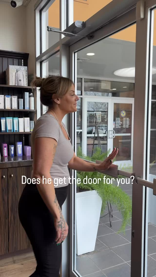 We do it all… ❤️👏🏼
From the moment you walk in, we’ve got you. Book your appointment & experience it for yourself! Head on over to nijoli.com for booking.