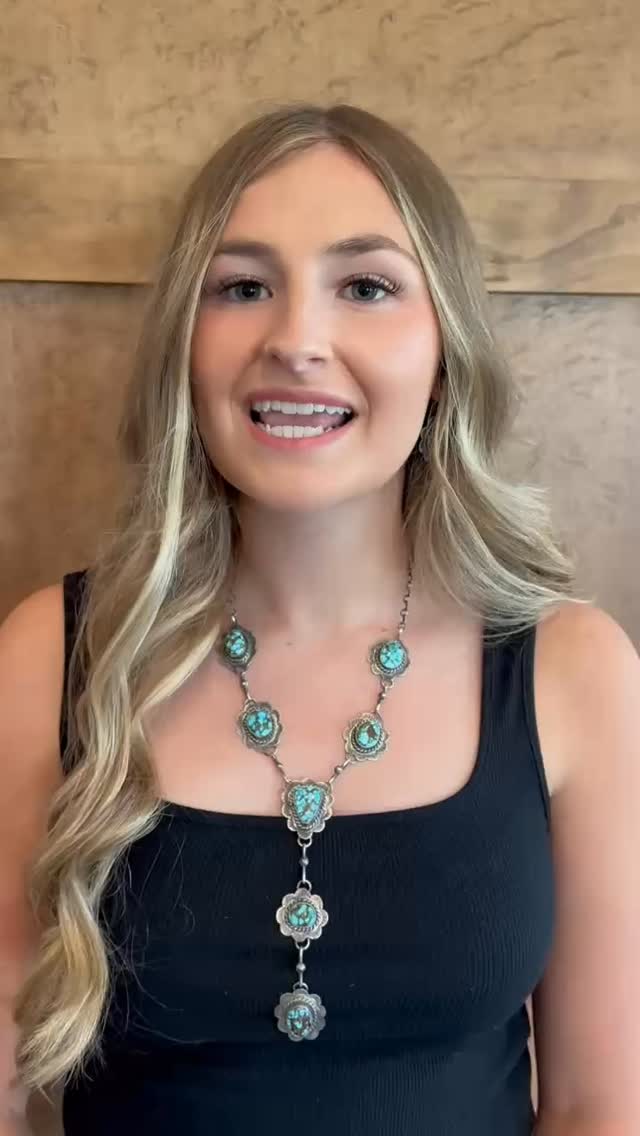 ELGIN SENIORS 📣 ESEF Scholarship applications are DUE TOMORROW, March 31 and available on your Google Classroom. You still have time!!! 👏🏼🙌🏼
Take it from 2025 Owl Senior and ESEF Scholarship recipient Kadence Garrard… the application process is simple!