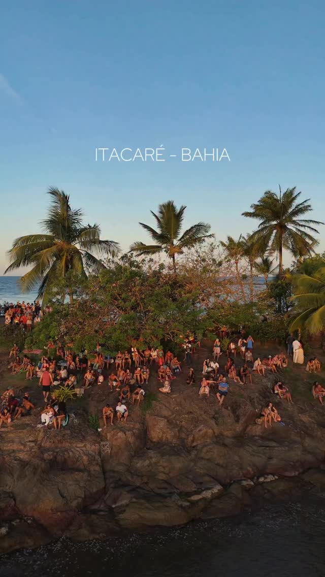 Saudade ou vontade de viver a vibe do pôr do sol no Xaréu?
#itacare #bahia #itacaré #itacareparaisobaiano