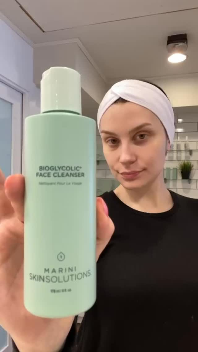 Glow starts with the right routine ✨
Featuring our go-to lineup from Marini Skincare for clear, radiant skin:
💧 Bioglycolic Cleanser to gently exfoliate + refresh
🍊 C-ESTA Face Serum to brighten + protect
✨ Bioclear Face Lotion to smooth + refine texture
💛 Transformation Face Cream to hydrate + restore
Simple. Effective. Results-driven.
Now available to shop in clinic.
#SkinRoutine #MedicalGradeSkincare #JanMarini #GlowingSkin #skingoals