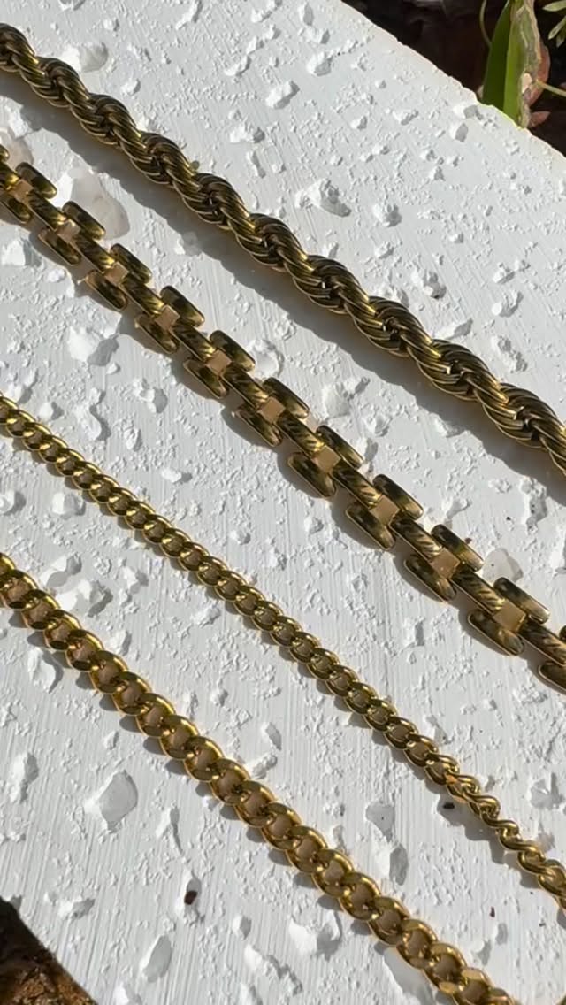 A gold line up 💛✨
