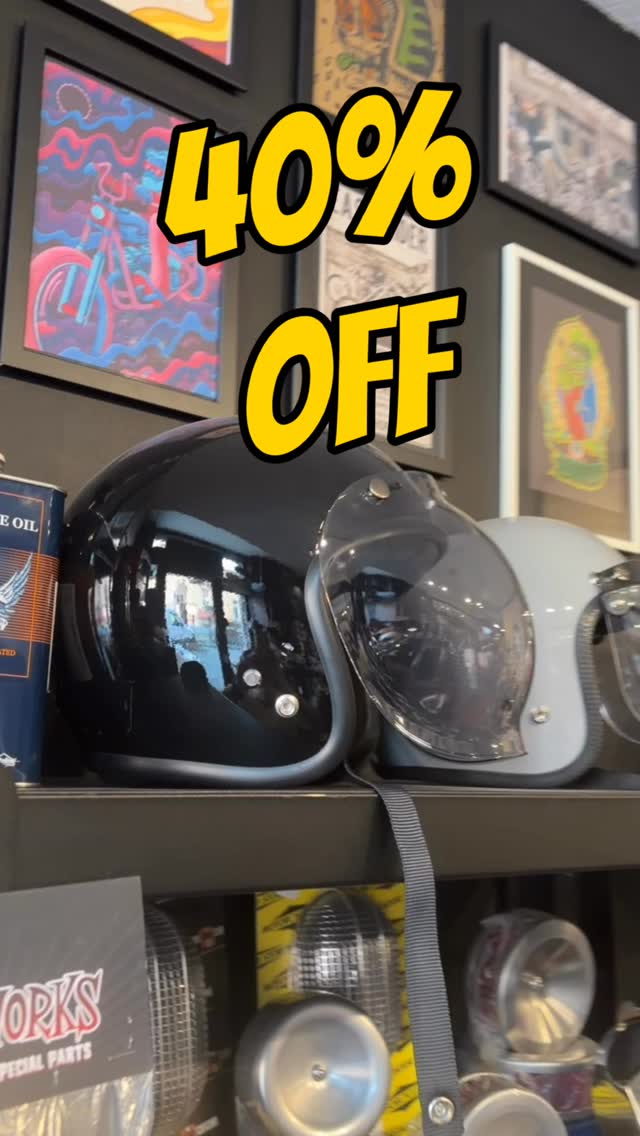 We are opening room for new 70’s Helmets Creations, so we decided to give you 40% OFF in all Lips at the shop. Don’t need a coupom! Visit the Helmets section and don’t miss a chance to get one of these Premium Custom Lips hand made in Italy by 70’s Helmets. #70shelmets #handmade