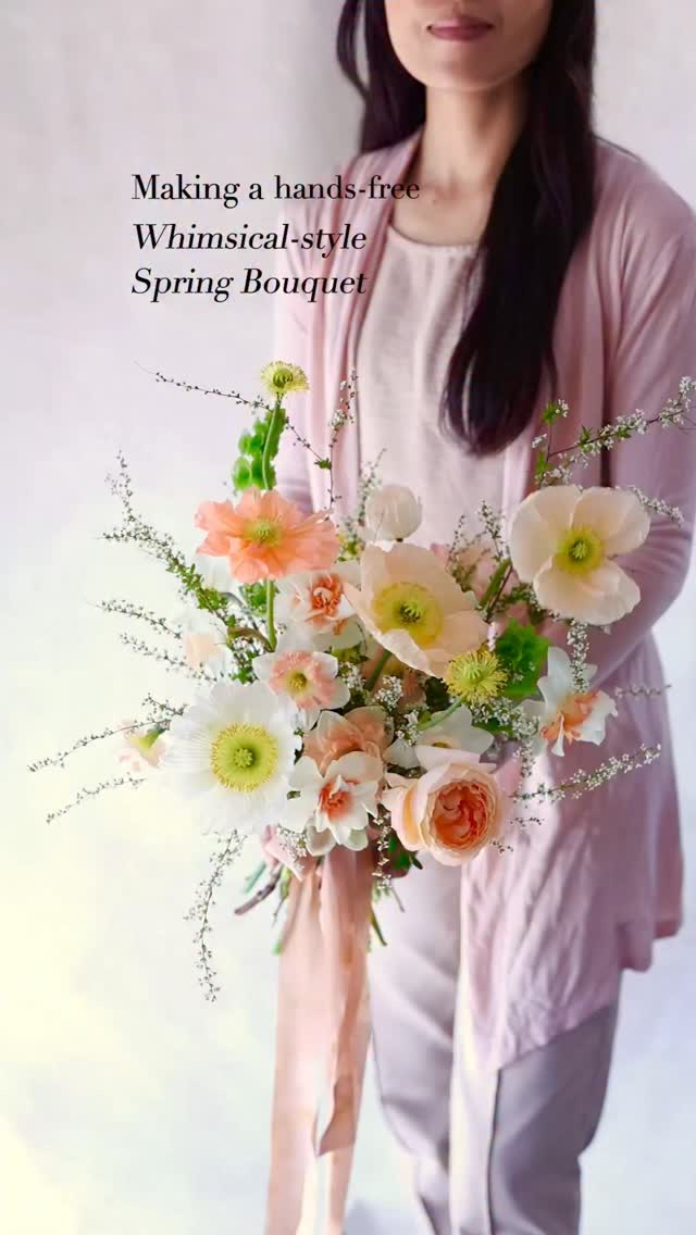 Making a hands-free whimsical bouquet with spring flowers. We still have pretty daffodils blooming in our garden, and I love seeing spring flowers slowly starting to show up every day under the flowering branches.
One of my favorite spring flower combinations is poppies, daffodils, hellebores and spireas, and they always bring me so much joy to arrange together. Their yellow, peach and apricot tones feel so uplifting to me ✨
This bouquet is simple, made mostly with four flower materials, but creating a whimsical style with some movement and beautiful branches feels inspiring to me 🌿
Flower list
- daffodil
- hellebores
- spirea
- poppy
- garden rose
- bells of Ireland
@connecticutflowercollective and my garden
Flower tool
- StemSlider bouquet tool (Rose Gold) @kokofloraldesign
Silk ribbon
@silkandwillow
.
.
.
.
.
#stemslider #flowerbouquets #handsfreebouquet #weddingbouquets #bridalbouquets
