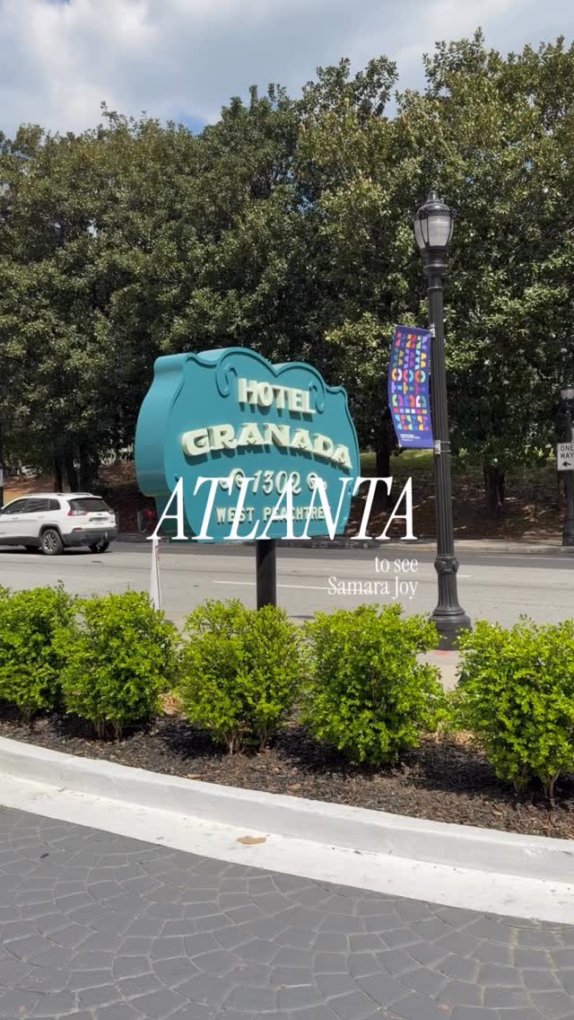 Okay, I don’t know what it is, but I love Atlanta. Recently wandered to see my girl, @samarajoysings and she did not disappoint.
Cheers to short weekends, solo trips, proper entertainment, simple aesthetic, and more. 💕