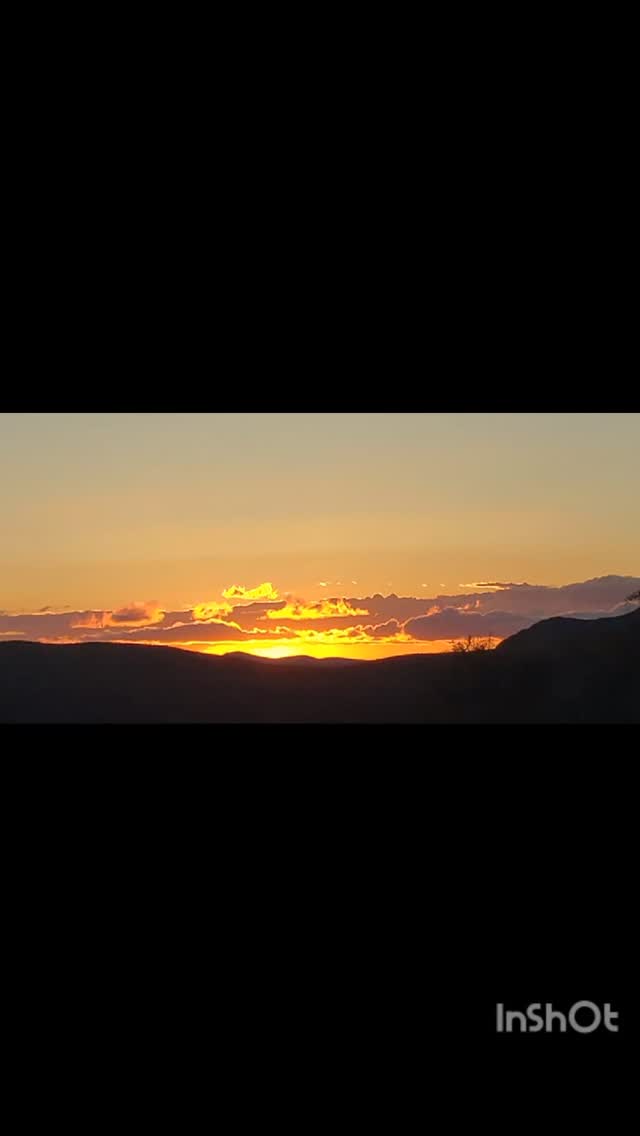 GetLostTours.net No Wall. Summertime Tours available. It's time to
Get Lost, On Purpose, For a Purpose. 432-294-1580 #nobigbendwall #bigbendnationalpark #terlinguatx #getlosttours #bigbendtours