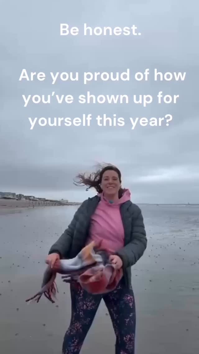 Try this, zoom out of your life so far this year and tell me, what type of person have you been?
Are you truly living the life you want?
Or are you still the people pleaser, the sleepless nighter, the yo-yo dieter, the sick of decisions and waiting for the ‘magical’ day when life will just fall into place.
Because saying you want change and actually choosing change are two very different things.
You get one life.
And your health shapes how you experience it.
I’ve designed The Resilient Health Method for those higher achievers, business owners, ready to step out of survival mode and do the deep work.
Applications close next week. Let’s make you unstoppable.
DM to chat and find out more.
Becci x
#onelife #health #resilience #healthcoaching