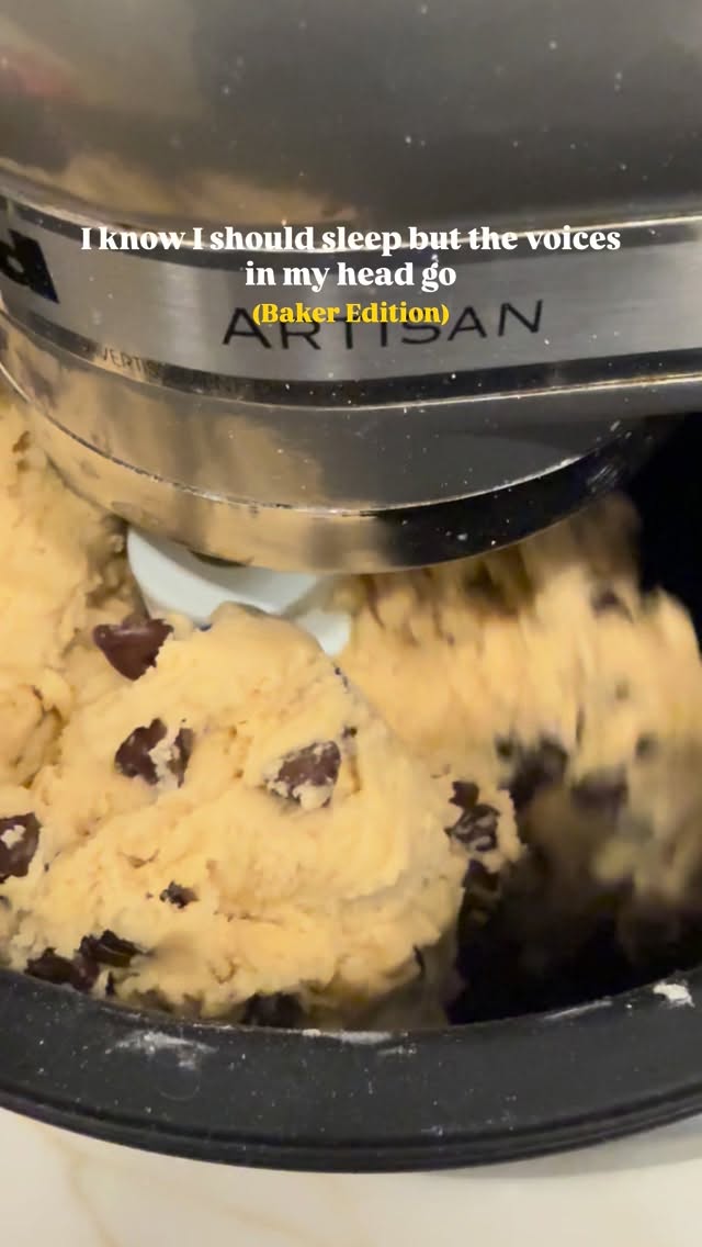 A home baker’s life means never ending prep, baking, and ideas that need to be tried and tasted right now. 😋🤤#nycfoodie #koshereats #chef_jon_israel #smallbatchcookies