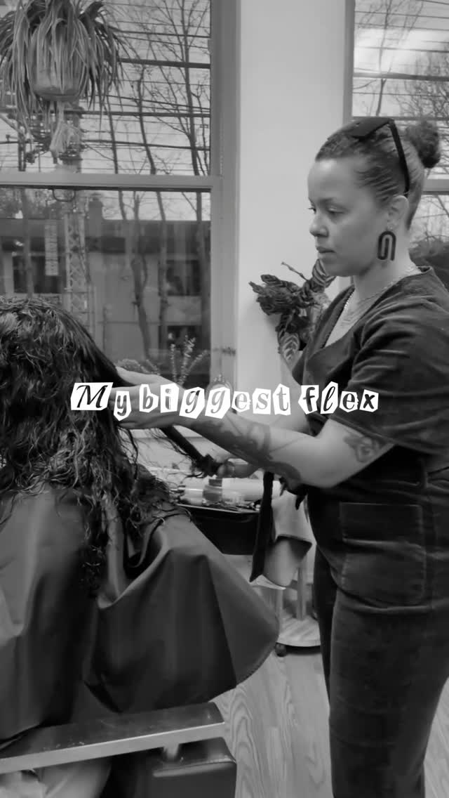 My biggest flex? Owning my confidence every single day behind the chair. I don’t just do hair, I spark transformations, I light up lives, and I pour my soul into every look. Watch this shift, are you ready to unleash your own glow? Let’s make it happen!
#booknow #westchesterhairstylist #entrepreneur #curlyspecialist #mompreneur