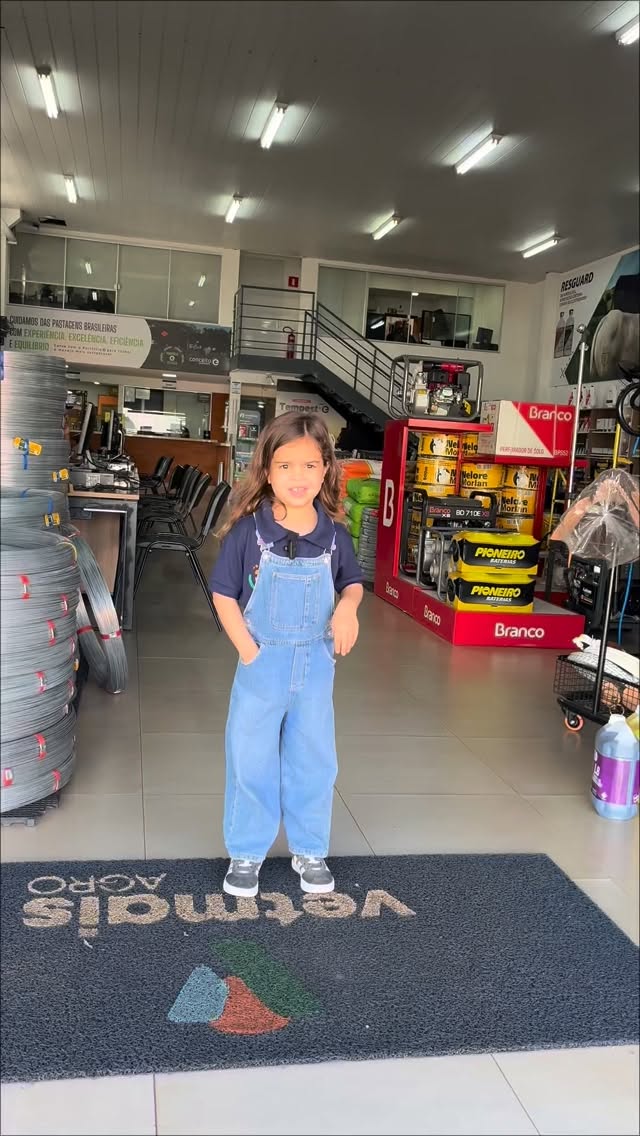 Aqui é a loja no meu Avô!!
Se você quiser comprar, vem !!!
Aqui tem muita coisa !!!
Vetmais qualidade sempre