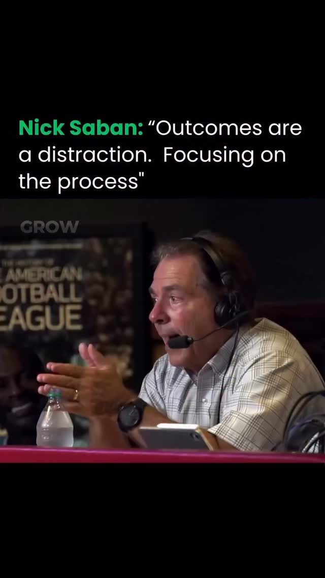 🔹THE PROCESS🔹
Outcomes will pull your focus away from the present moment. The process is what actually moves you towards your goals.
Lock into the work. The result will handle itself.
Follow @findjoeflow for more mental game tips 🧠
• • •
from @simplyougrow
#nicksaban #athletes #mentaltraining #sportstips #controlthecontrollables
