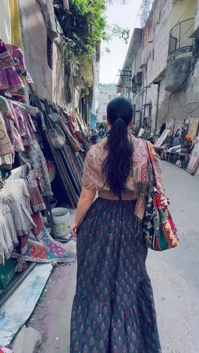 Floaty, effortless, and made for wherever you’re headed next.
The kind of skirt you pack once and wear on repeat.
Shop Now ➡️
.
.
.
.
.
.
.
.
.
.
.
#ethicalclothing #slowfashionbrand #fleetwoodcillection #bohemianclothing #bohemianskirt