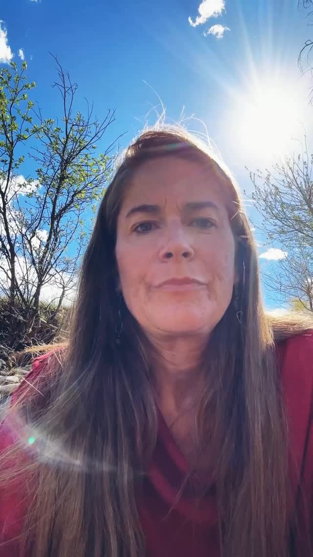 On those days when you feel anything but magic. The travel hangover. A delayed start to Be More You. A renewed commitment to a spring cleanse and the crappy morning that brought it all into clarity. #bemoreyou #reallife #spiritualjourney