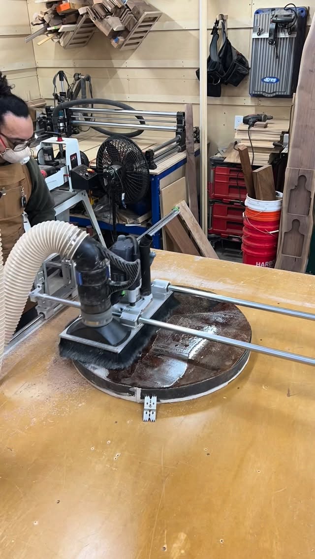 Coffee table from the same walnut slabs getting some work! Got it flattened and final dimensions cut and trimmed with the router. 🤙🏽✅