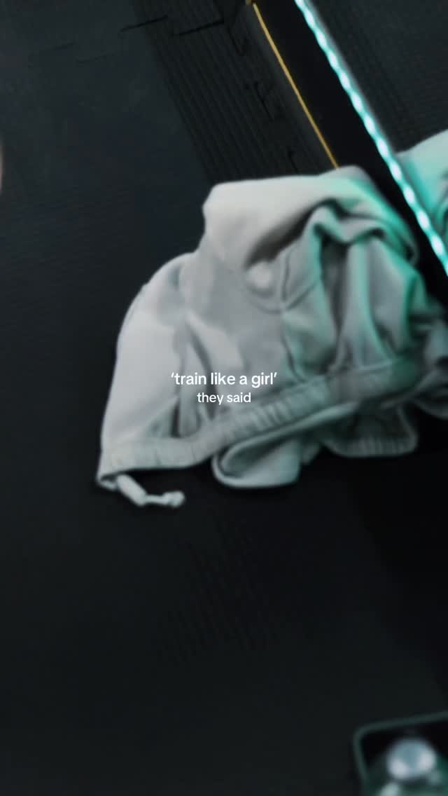 NKA = koht, kus saad oma feminine energy paika 💅🥊
lased stressi välja, maandad pinged ja samal ajal ehitad tugevamat versiooni endast – inside & out 😮🔥
liigud, higistad, arened… ja glow up on garanteeritud ✨