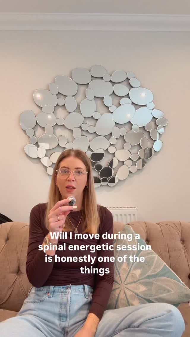 The body is in charge not the mind. A strange concept for some at first, but once you get used to it it’s wonderful to surrender.
#nervoussystemregulation
#spinalenergetics
#somatichealing