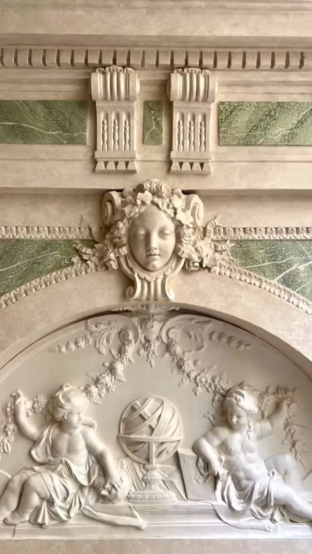 Les multiples facettes de la peinture en décor #restaurationdupatrimoine #patines #fauxfinish #decormural #ornementation