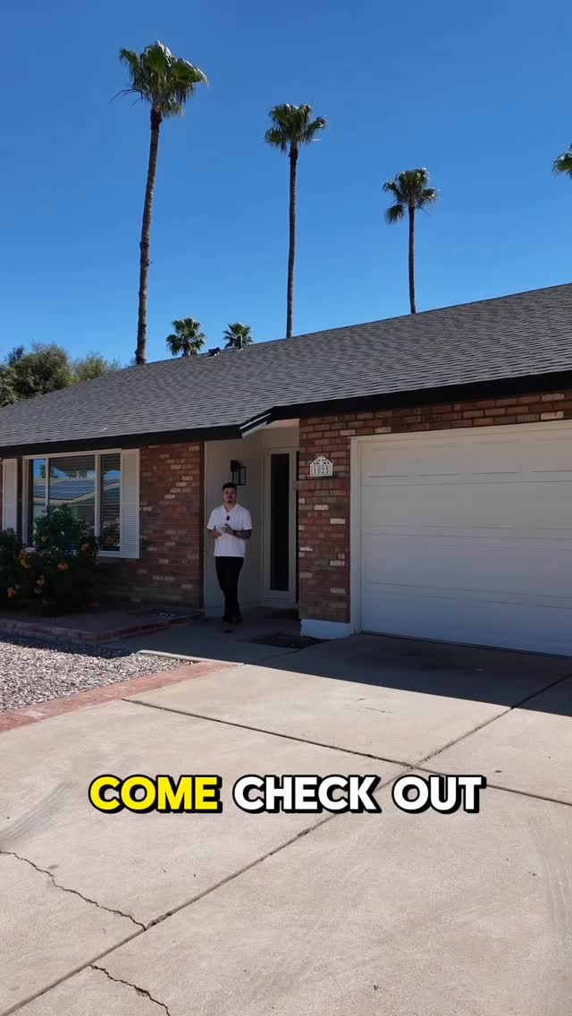 Mesa homes like this don’t sit long… especially with NO HOA 👀
3 bed / 2 bath on an oversized lot with a sparkling pool 🔥
This is the kind of setup buyers wait for.
• 🛏️ 3 Bedrooms
• 🛁 2 Bathrooms
• 🚫 No HOA
• 🌴 Oversized lot
• 🏊♂️ Private pool
💰 First-time buyer? You could get in with as little as $2,500 out of pocket using down payment assistance
📊 What you’ll need:
• 640+ credit score
• 2-year work history
• Minimal debt
If this sounds like you, let’s put a game plan together.
📲 Drop a comment or send me a message and I’ll break down your options.
—
Down payment assistance programs available!
(Lender: Jason Smith - Cross Country Mortgage)
Anthony Gonzales
A.Z. & Associates | The Rio Group
Hablo Español 🇲🇽
📲602-610-6386
📧 antsellshomes.az@gmail.com
#MesaAZHomes #PhoenixRealEstate #AZRealEstate #FirstTimeHomeBuyerAZ #HomesForSaleAZ