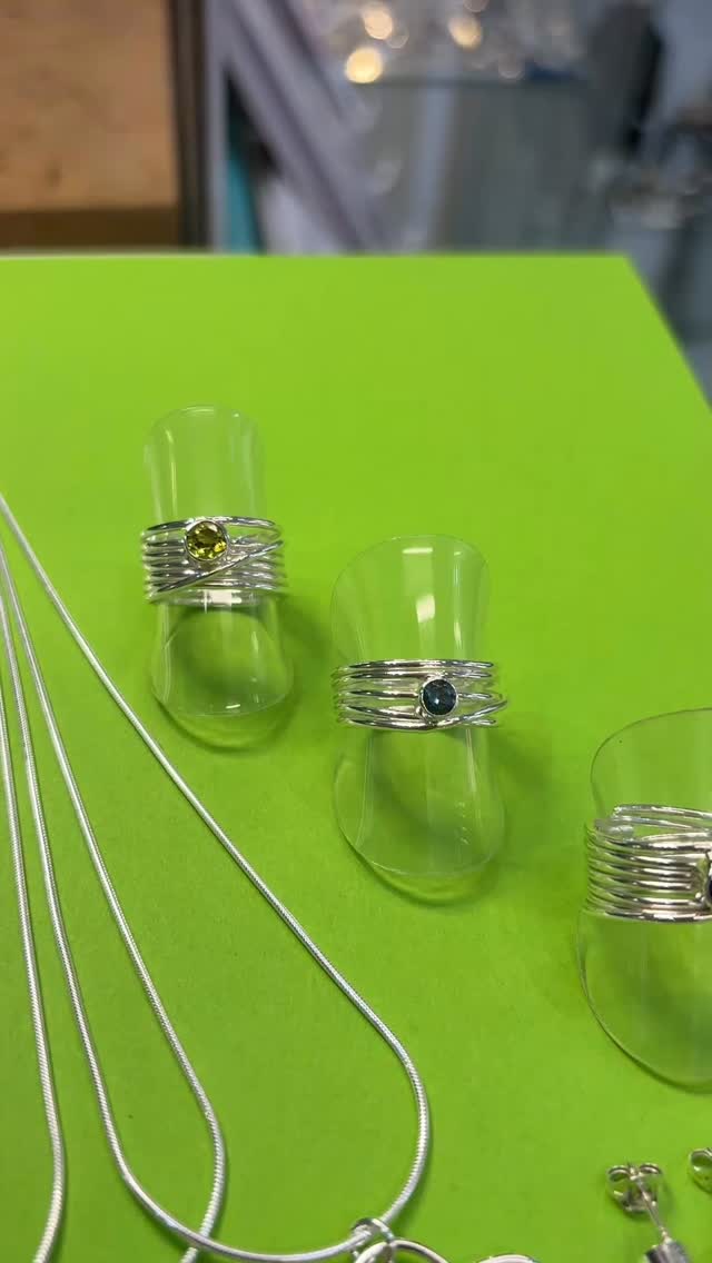 Iβve just finished making this little top up of jewels ready to send up to @prettyflyworkshop in Dundee π
All pieces are hand made from silver and semi precious gem stones - Aqua marine, London blue topaz, periodot, carnelian, amethyst and Swiss blue topaz
#abbyfilerjewellery #silverjewellery #contemporaryjewellery #jewelleryaddict #handmade