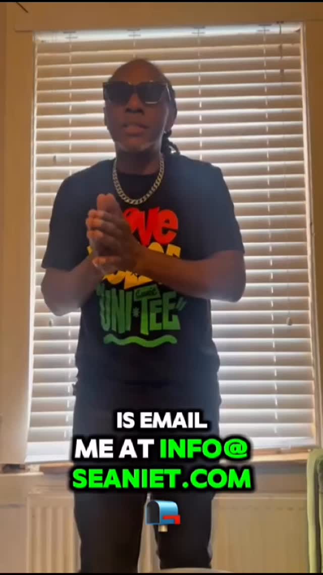 The new Seanie T Shirt stock has arrived & this time it’s Red-Gold n Green..
It’s all about Love - Peace n Uni-Tee..
DM for prices and to complete orders or email me info@seaniet.com
I offer Apple Pay - Bank transfers - Debit card payments & also cash payments..
Thanks people for all your support
❤️💛💚🖤🎵
@dubpistolsofficial @bridgebuilders_uk @brown.zuga @theshadeborough @muckyweekender
@typeholics @seanie_t @clarksoriginals
#tshirts👕 #everyone e