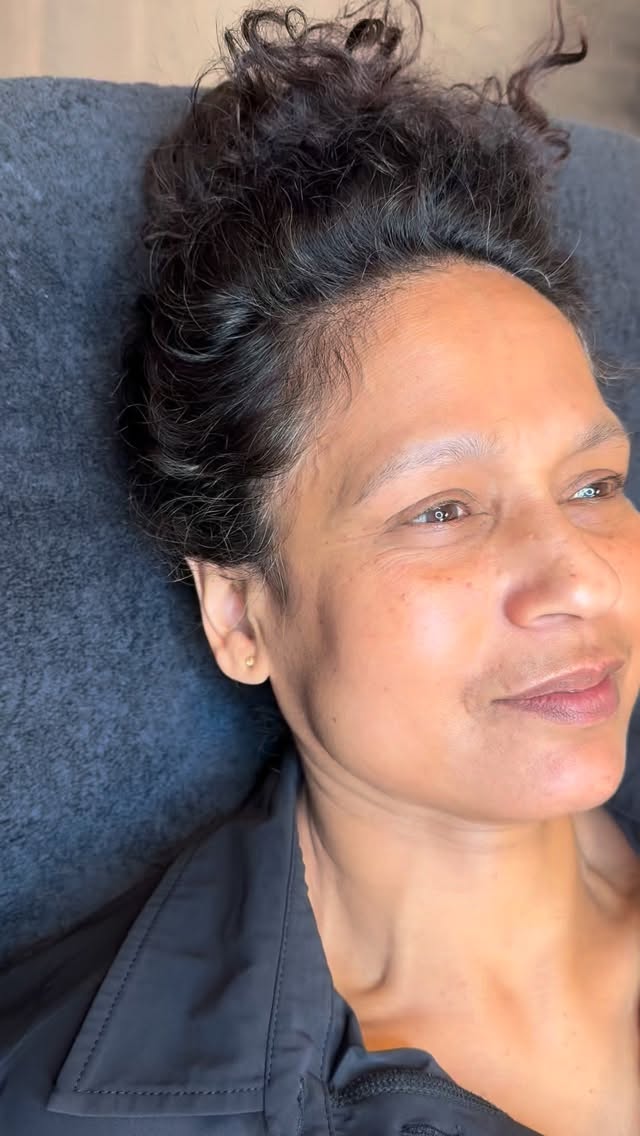 ✨ Nieuwe Powder Brows ✨
Perfect voor alle huidtypes – met een mooie, zachte en natuurlijke uitstraling in één passende kleur.
Wil jij ook strak gevormde wenkbrauwen zonder gedoe nog vóór de zomer? ☀️
Maak dan nu een afspraak of plan een gratis intakegesprek om te kijken wat het beste bij jou past.
📩 Mail: www.sdibrow@gmail.com
📞 Tel: 06-31763025
#powderbrows #wenkbrauwen #pmu #permanentmakeup #brows browgoals natuurlijkemooi beautynl wenkbrauwstyling summerready mooiewenkbrauwen sdibrows