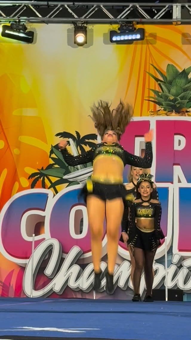 The best part of the cheer season is the memories made 😭
We know that one day you’ll look back on your WCC comp photos & smile - knowing how much fun it was!
Savannah - your photo album is loading in preparation for this weekend!
#worldcheerco #cheerleading #allstarcheer