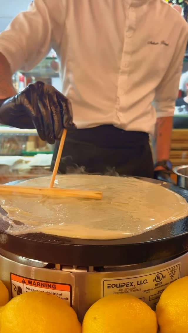 Crêpe party this Friday 🥞✨
5–9pm — come hungry, leave happy 😌
Sweet, savory, and everything in between… we’ve got your cravings covered. Bring your friends, your appetite, and your best toppings ideas 🍓🍫🧀
See you there 👀
#crepe #frenchbistro #southbay #foodlover #delicesduchef