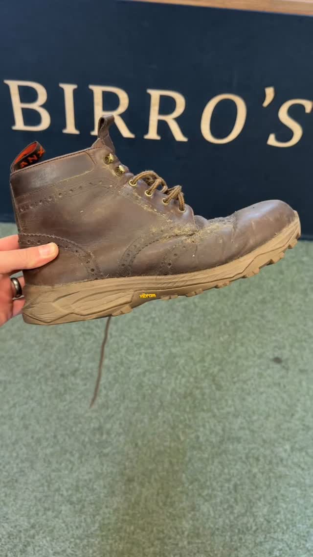 Another pair of #lanx boots getting sole replacements using #vibramarcticgrip units. Unfortunately couldn’t source the same colour as original but we think the black soles turned out well.
#shoerepair #colne #repairifyoucare