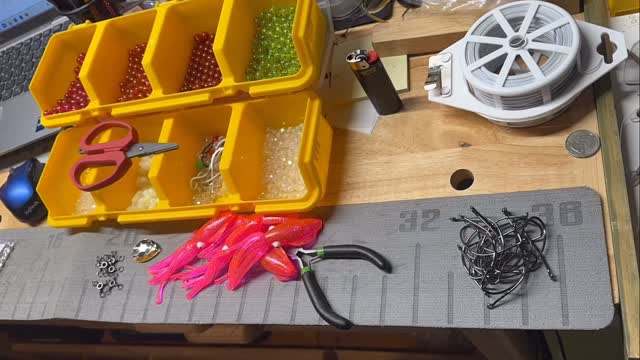 Grinding on shop orders. Some B2 Magnums getting rigged up ticketed to go Falmouth to Eastman’s. #monomoytackle #onthewatermagazine #capecodfishing #flukefishing