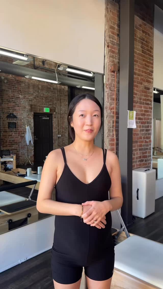 Nurture your body through every stage of motherhood. ✨ Our pre and postnatal sessions are designed to provide a safe, supportive space for intentional movement. From pelvic floor health to personalized, hands-on guidance, we’re here to help you feel strong and balanced as your body evolves. 🤰
Interested in joining? We schedule these specialized classes based on demand! Reach out to info@pilates-sculpt.com to get on the list.