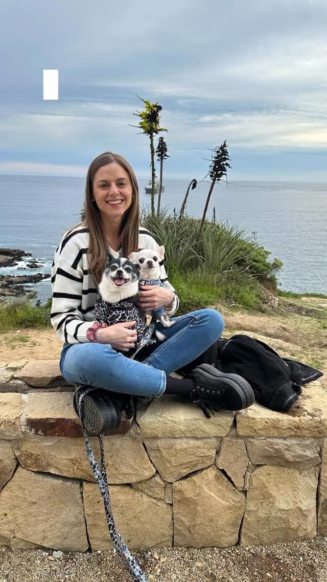 Feliz día a TODAS las mamás 🐶❤️
#dogmom #doglovers #perrijo #pewos