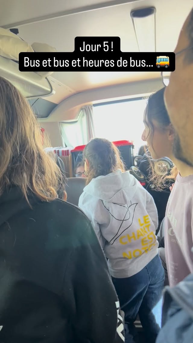 Jour 5 de #tournée ! Grand voyage de Saint Brieuc à Poitiers, repos, rires, jeux et veillée ✨