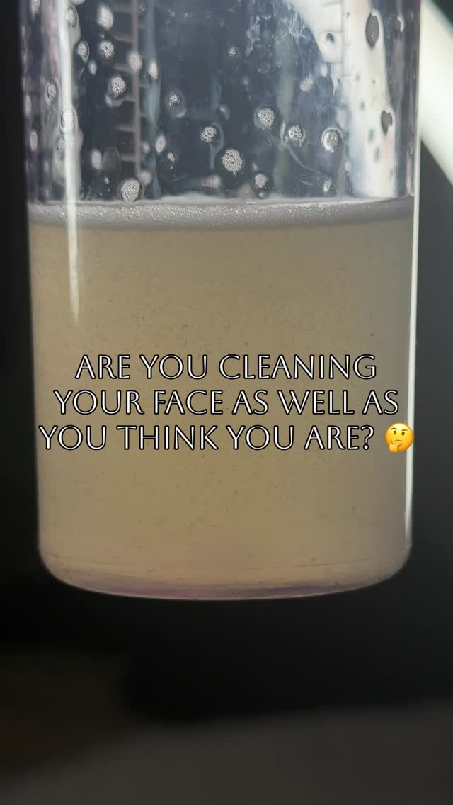 Have you ever received a Hydrafacial before?
If you have, you know how satisfying it is to take a look at all the gunk that’s been extracted during your treatment 🤤
If you haven’t, you’re seriously missing out!! The Hydrafacial is like a wet vac for your skin; it works to open pores for a deep cleanse and easy extraction of impurities. It also allows the active ingredients of our boosters to penetrate deeper, for a more effective treatment. Not only is the Hydrafacial ultra-satisfying, it provides long lasting results! This non-invasive facial improves skin health, addresses individual concerns, and creates a glow like no other. Seriously, you have to see it to believe it 😍
If you’re subscribed to our monthly newsletter, keep an eye on your inbox… there might be an exclusive deal coming your way for the month of May 🤭💚
@hydrafacial
#hydrafacial #gunkiejar #nhbusiness #603